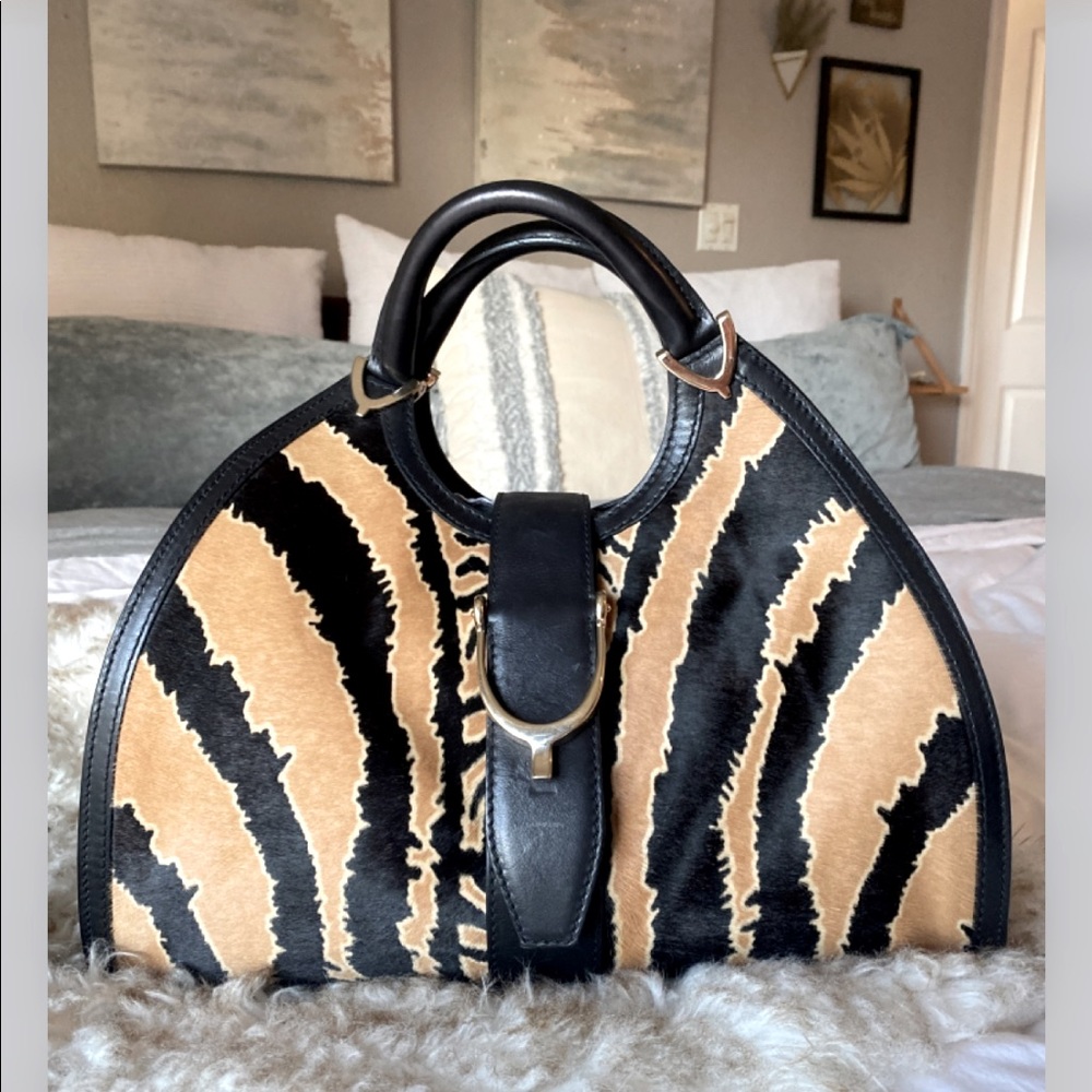 Gucci saddle bag